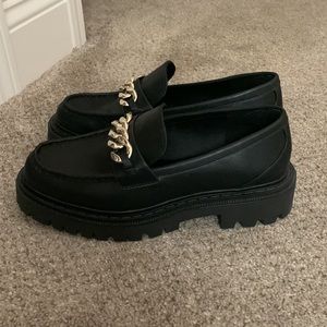 Aldo Black lug sole loafers